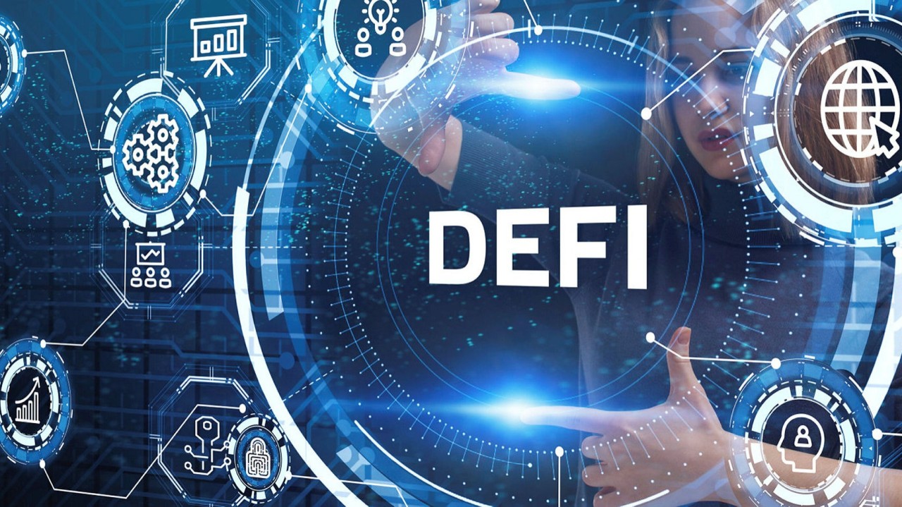 DeFi Loses Ground: DeFi Dominance Metric Plunges to Three-Year Low